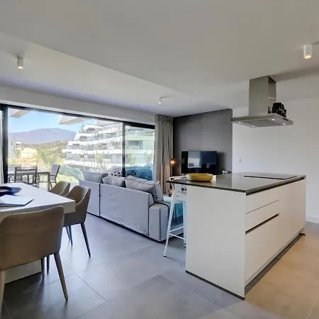 Luxury In Nova Appartamento *